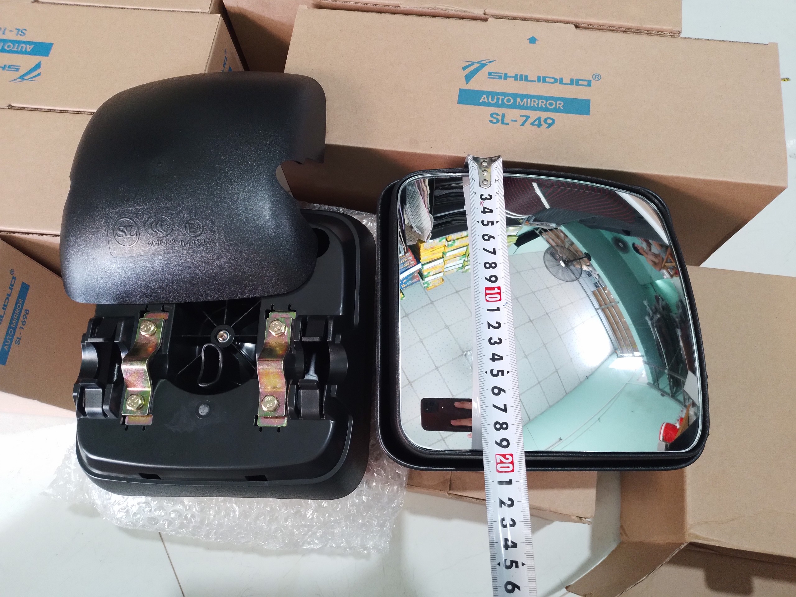 Gương chiếu hậu xe tải ISUZU QKR VUÔNG đời 2022 gương nhỏ dưới ( giá 1 cái) Gương chiếu hậu xe tải ISUZU QKR VUÔNG đời 2022 gương nhỏ dưới ( giá 1 cái)